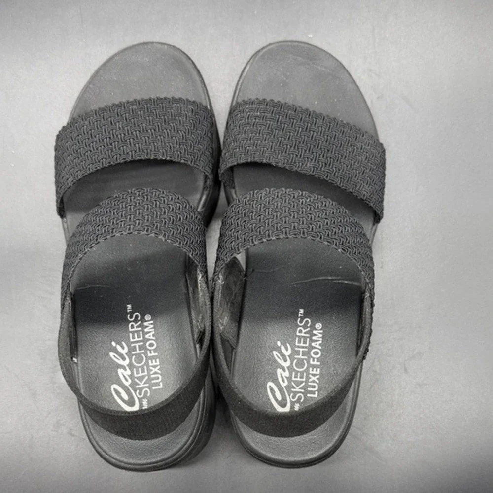 Skechers Cali Luxe Foam Black Wedge Sandals Women‎ Size 8 Elastic Straps